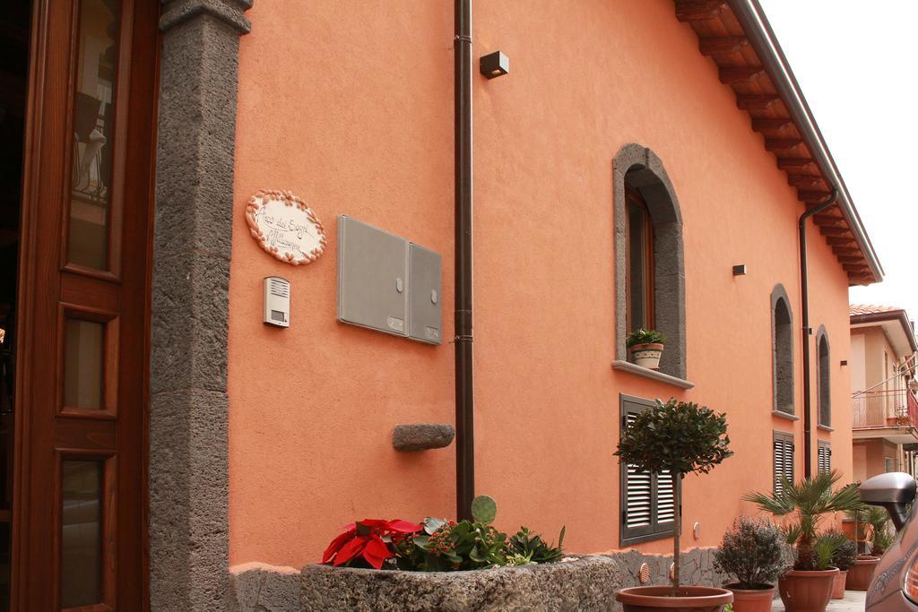 Hotel L'Arco Dei Sogni Malvagna Exterior foto