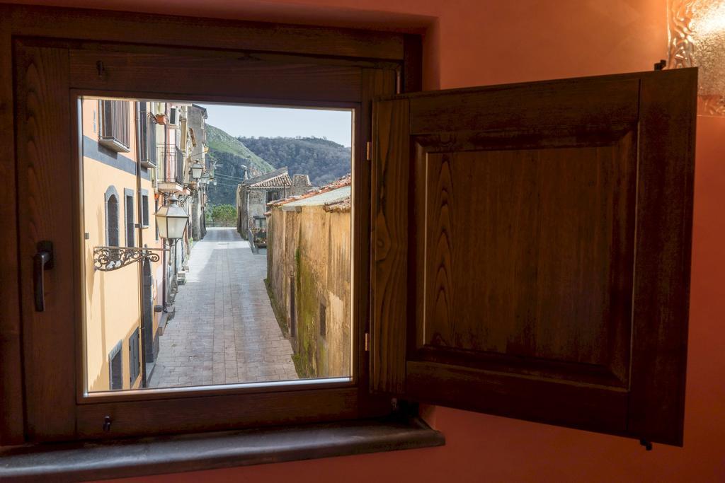 Hotel L'Arco Dei Sogni Malvagna Exterior foto